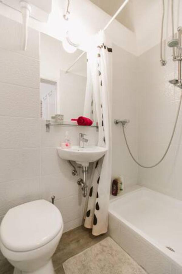 Central Apartment Kiraly Street บูดาเปสต์ ภายนอก รูปภาพ